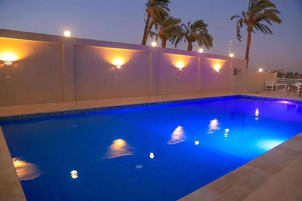 Royal Nile Villas - Pool View Apartment 2 ルクソール エクステリア 写真