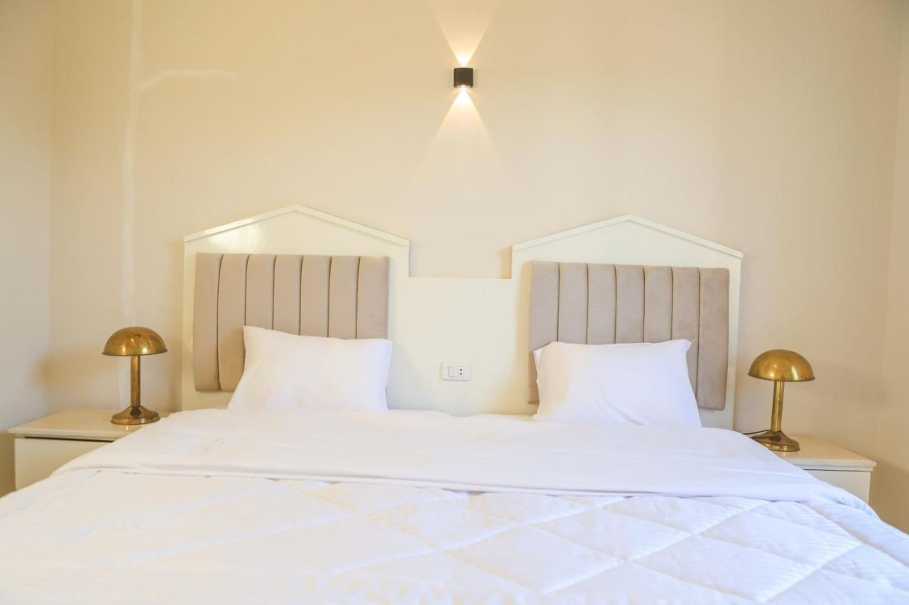 Royal Nile Villas - Pool View Apartment 2 ルクソール エクステリア 写真