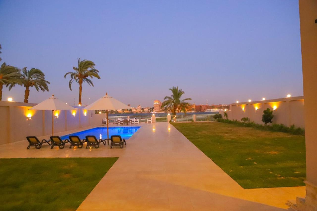Royal Nile Villas - Pool View Apartment 2 ルクソール エクステリア 写真