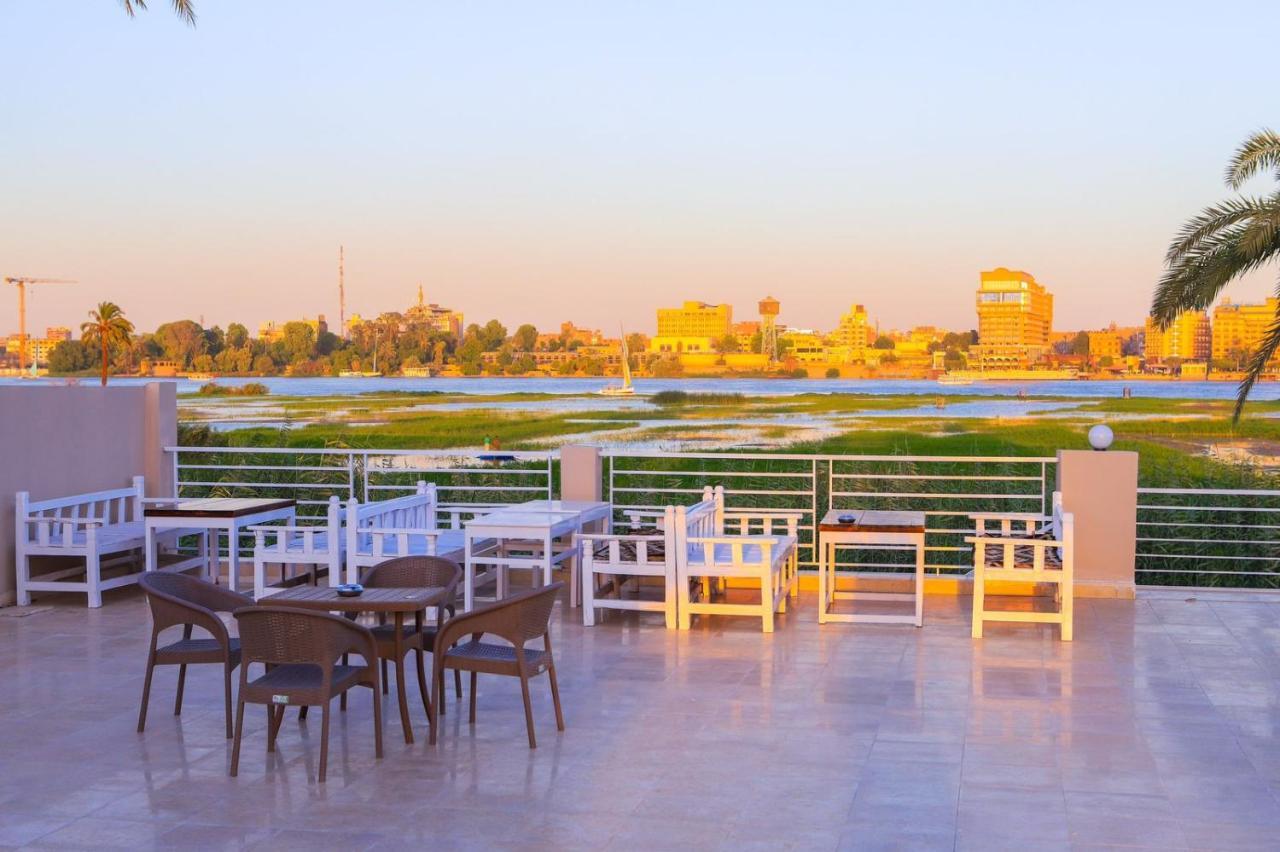 Royal Nile Villas - Pool View Apartment 2 ルクソール エクステリア 写真