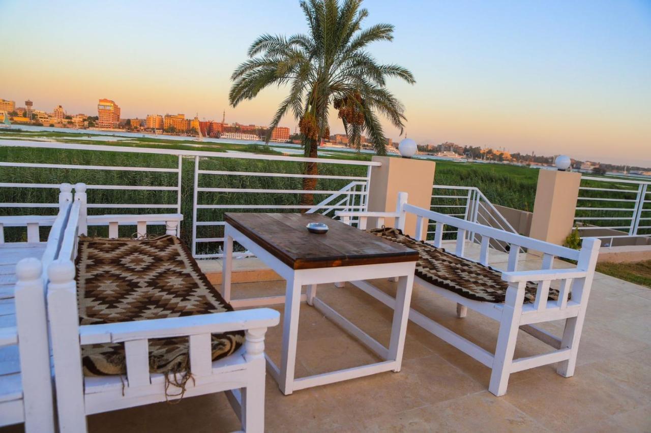 Royal Nile Villas - Pool View Apartment 2 ルクソール エクステリア 写真