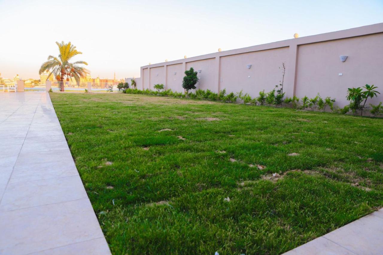 Royal Nile Villas - Pool View Apartment 2 ルクソール エクステリア 写真